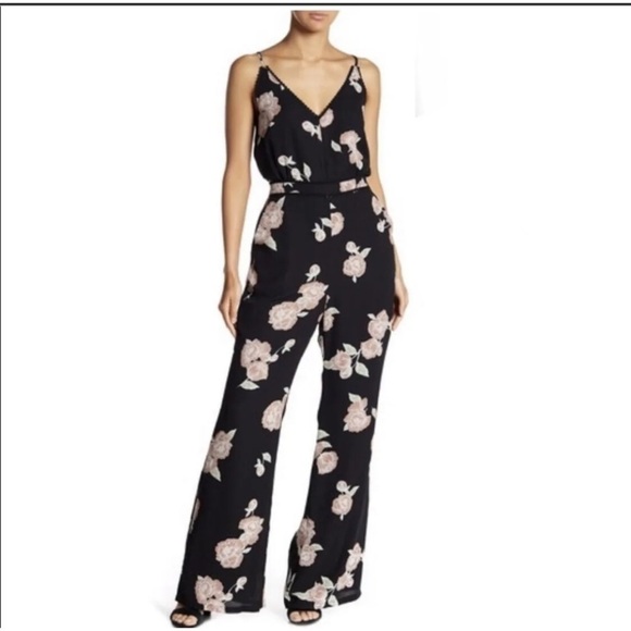 Cupcakes and Cashmere Felissa Strappy Floral Jumpsuit Size Large - Picture 2 of 11